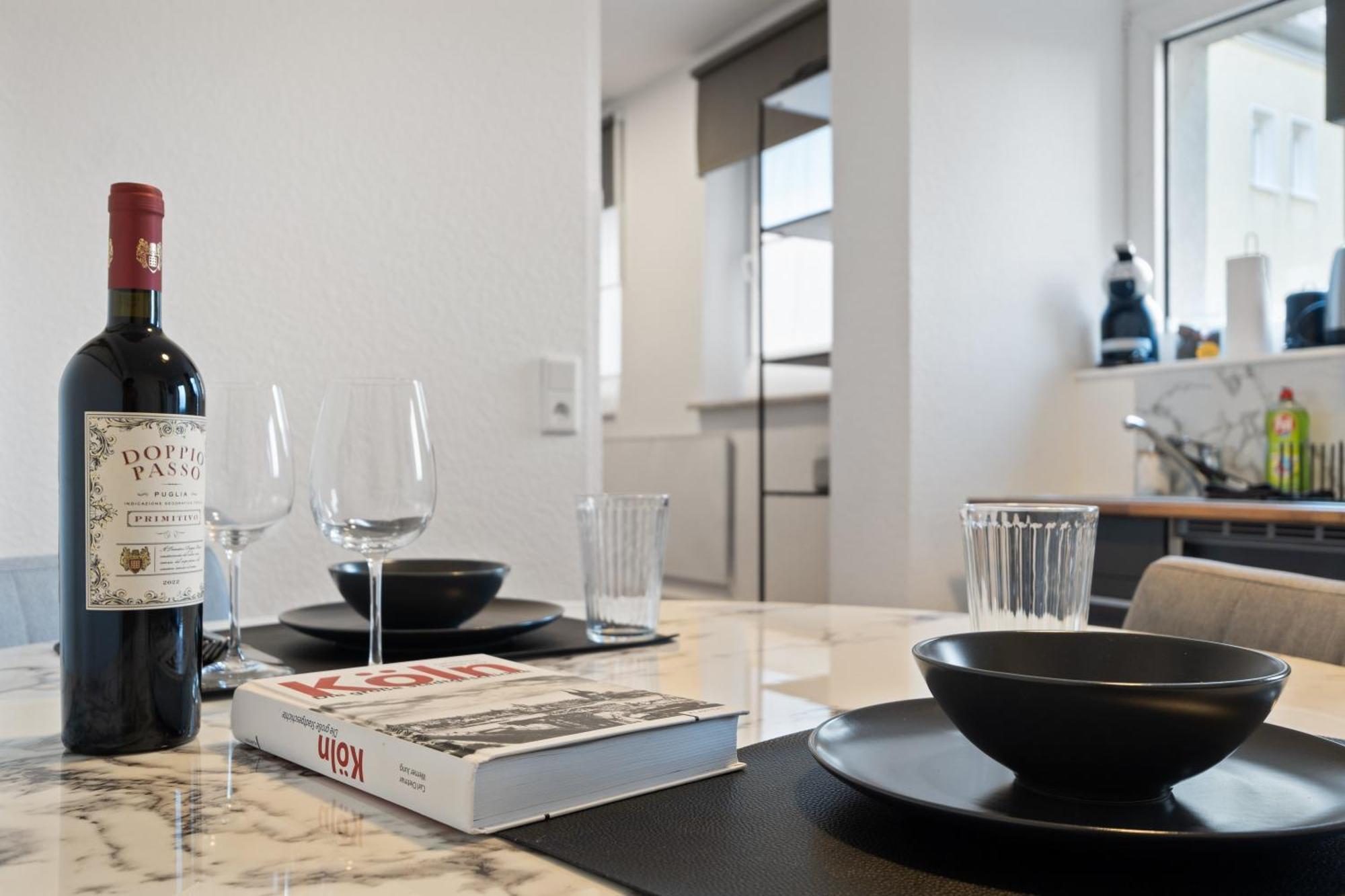 Modernes Apartement Am Rhein In Ruhiger Lage 科隆 外观 照片